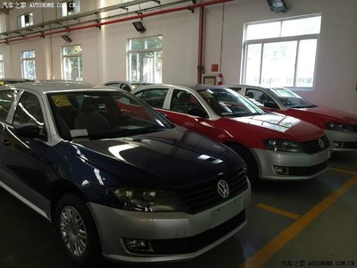 探索2015款新朗逸出租版車型 實用性與經(jīng)濟(jì)性的完美結(jié)合